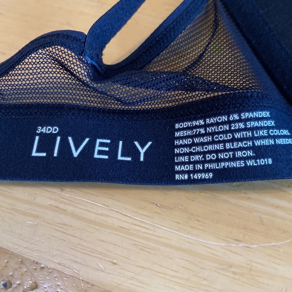 Lively the all day deep V no wire trio bra - Picture 6 of 6